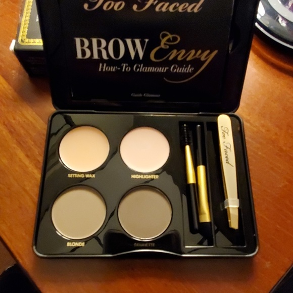 Brow Envy - Picture 5 of 6